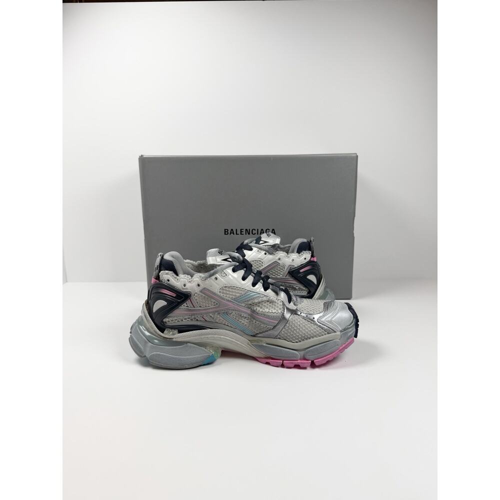 Size 41EU/8US - Balenciaga Runner Grey Pink Blue NEW! - Picture 5 of 10